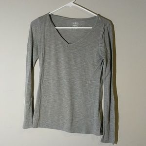 Long sleeve gray shirt